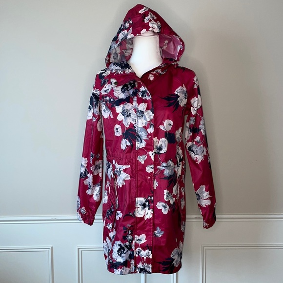 Joules Jackets & Blazers - Joules outwit the weather Raincoat.